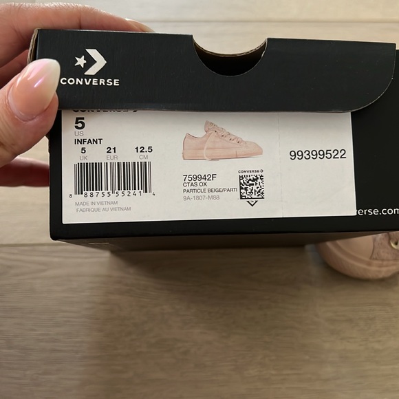 Converse Blush Toddler Size 5 - Picture 6 of 6